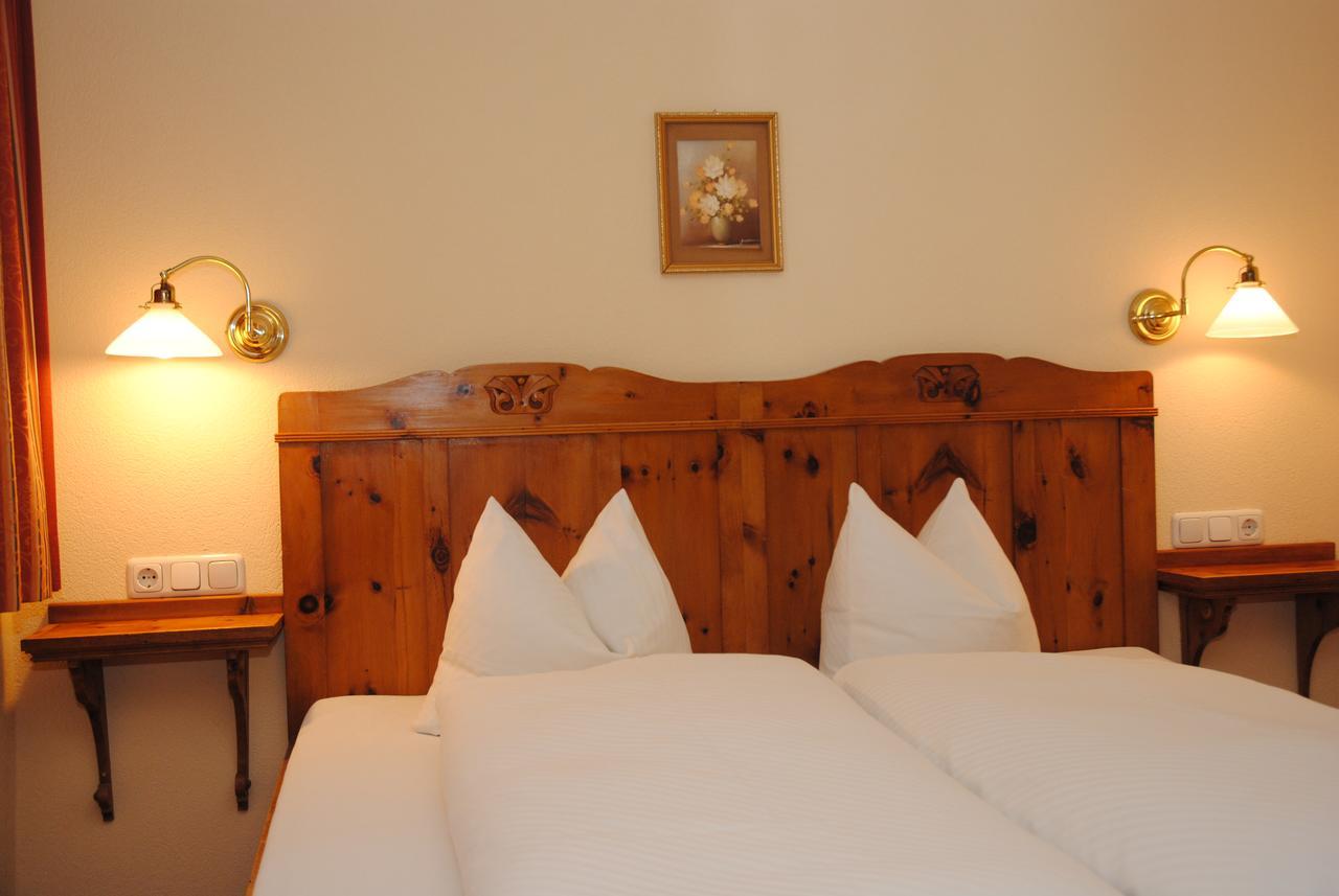 Gaestehaus Rieser Mayrhofen Buitenkant foto
